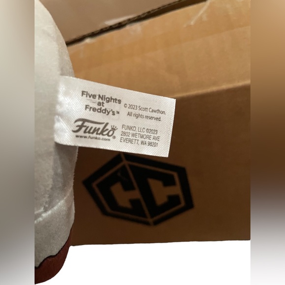 Funko Five Nights at Freddys 7 inch Firework Freddy plush NWT - Picture 7 of 10